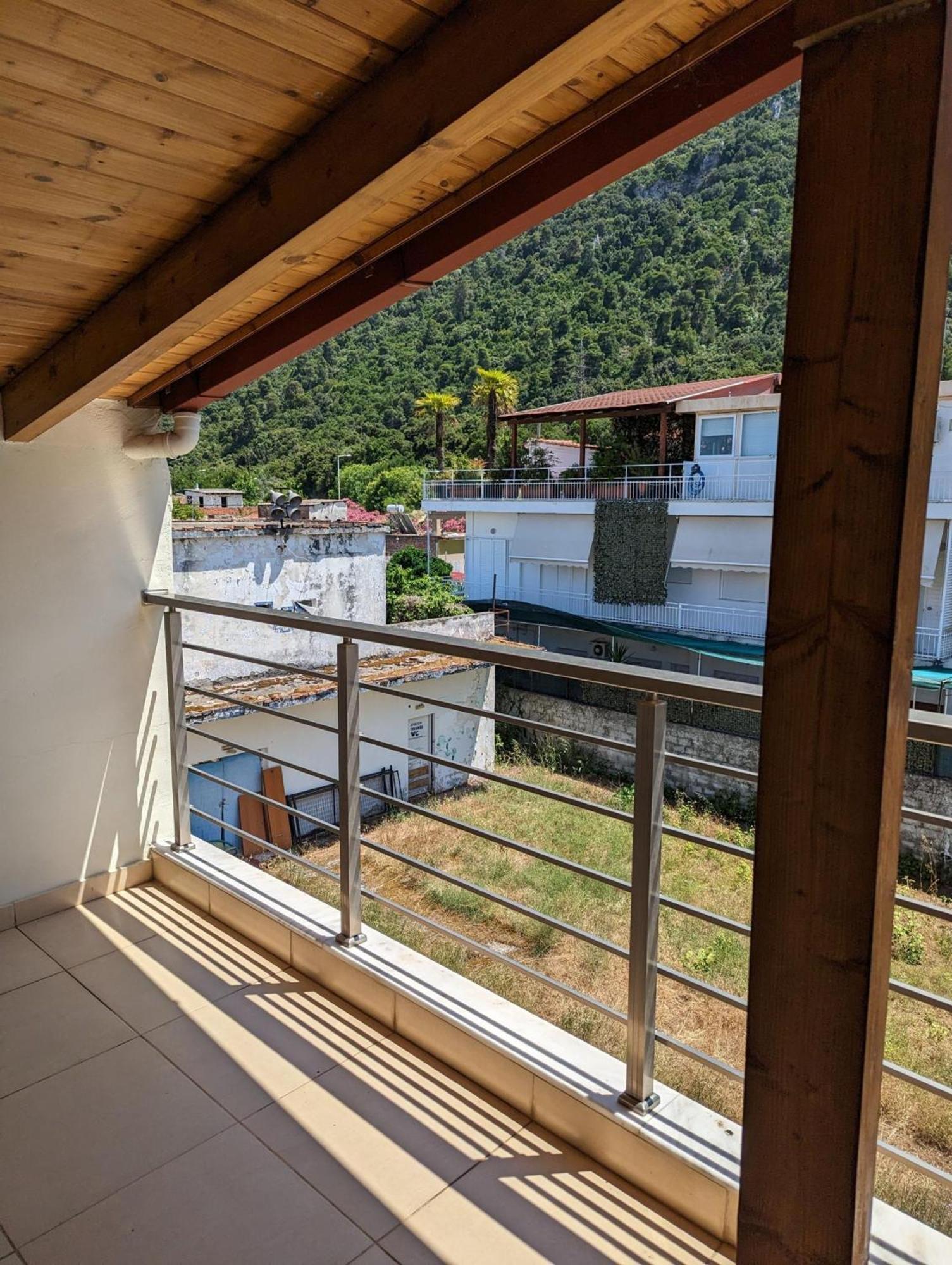 Samaras Apartments In Kamena Vourla Exterior photo