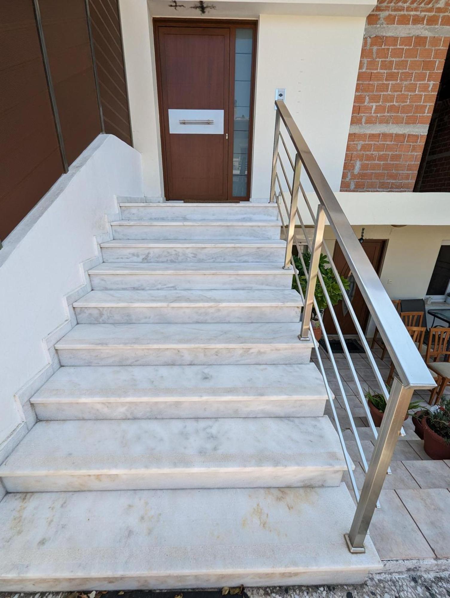Samaras Apartments In Kamena Vourla Exterior photo